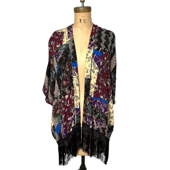 Aritzia TALULA Fawkner patchwork mixed print floral fringe kimono cardigan top - Picture 2 of 12
